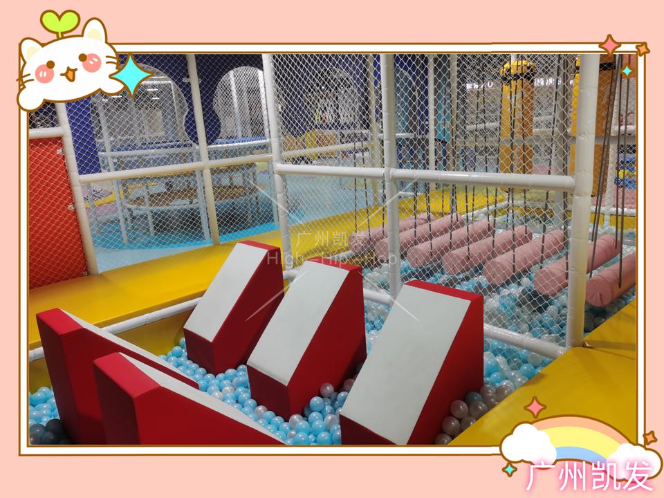 室内淘气堡